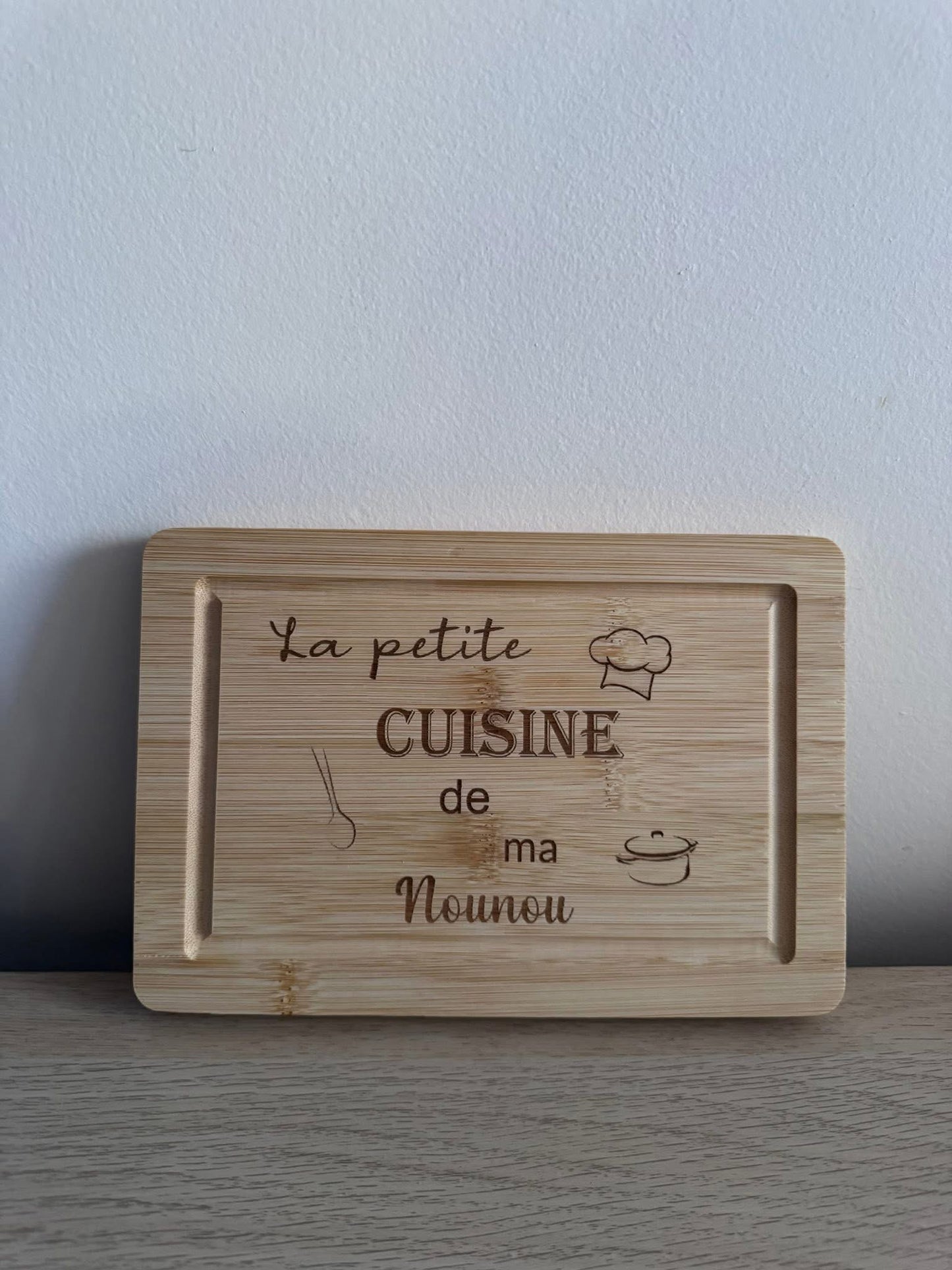 Planche à découper Nounou